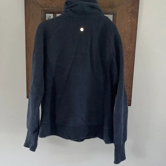 Lululemon jacket - Picture 3 of 4